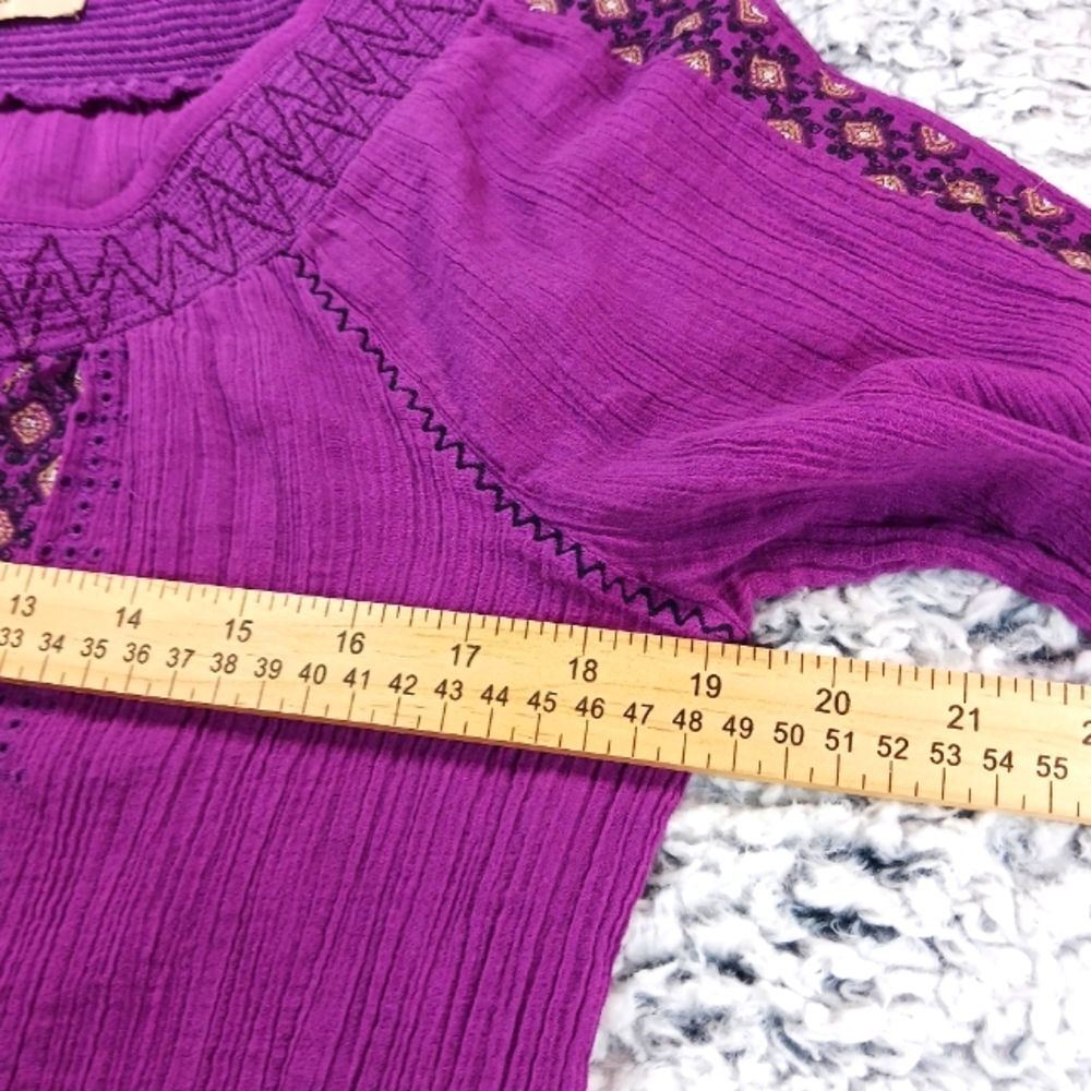 Nine West Embroidered Gauze Tunic/Blouse Smocked Scoop Collar Women's S Purple. - Picture 7 of 10